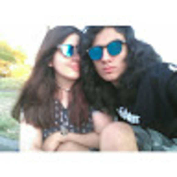 Meet your Posher, Rodrigo - Picture 1 of 1